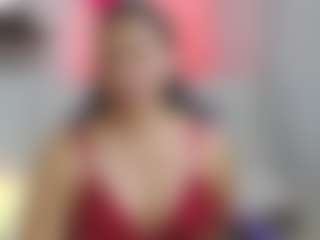 Emmi-cam's Live Sex Cam Show