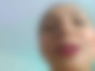 Live cam show with Emmi-cam - New Squirt on xxxlivecams.org