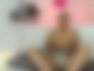 Emmi-cam's Live Sex Cam Show