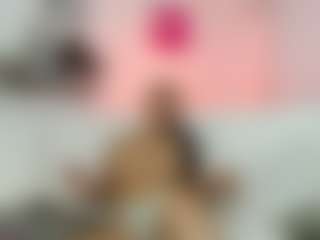 Emmi-cam's Live Sex Cam Show