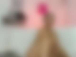 Emmi-cam's Live Sex Cam Show