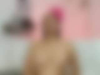 Live cam show with Emmi-cam - Dirty Talk on Dare Cams