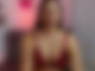Live cam show with Emmi-cam - Facial on Fling VIP Chat