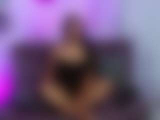 Live cam show with Emmi-cam - Facial on CamwithHer