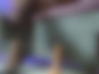 Live cam show with Emmi-cam - Facial on SinfulBabes