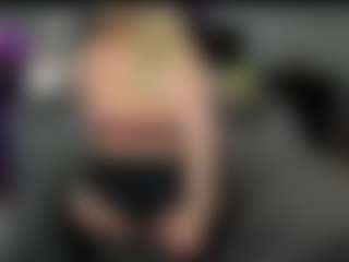 GraniteAura's Live Sex Cam Show