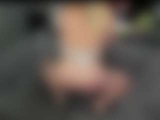 GraniteAura's Live Sex Cam Show