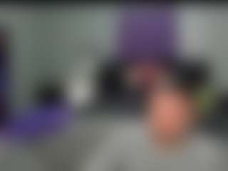 GraniteAura's Live Sex Cam Show