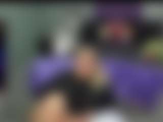 GraniteAura's Live Sex Cam Show