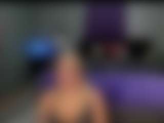 Live cam show with GraniteAura - Blonde Hair on madthumbs