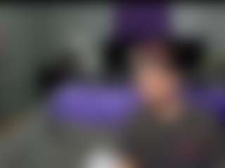 GraniteAura's Live Sex Cam Show