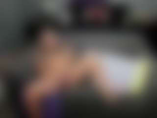 GraniteAura's Live Sex Cam Show