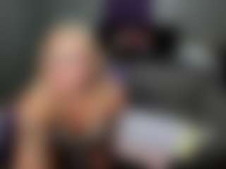 Live cam show with GraniteAura - Blonde Hair on fapnchat