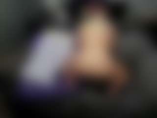 Live cam show with GraniteAura - Thick on Camsoda