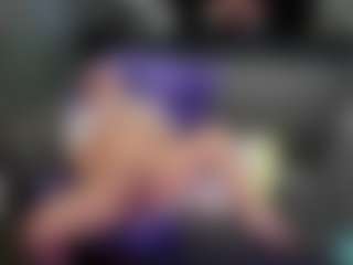 GraniteAura's Live Sex Cam Show