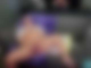 GraniteAura's Live Sex Cam Show