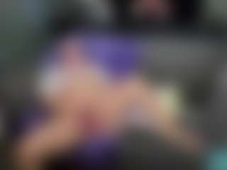 GraniteAura's Live Sex Cam Show