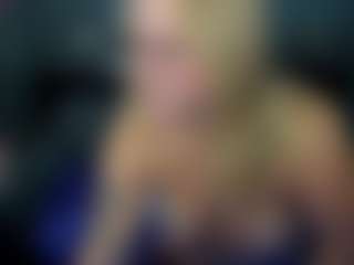 Live cam show with GraniteAura - Tease on Camsoda