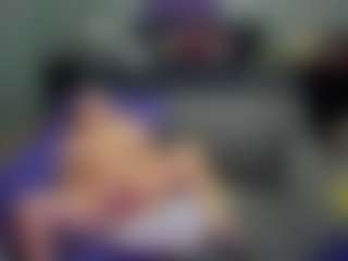 Live cam show with GraniteAura - Nipple Piercings on parknlotfishbdy