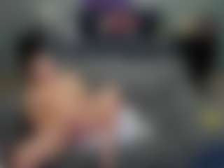 GraniteAura's Live Sex Cam Show