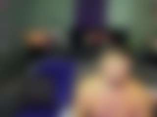 GraniteAura's Live Sex Cam Show