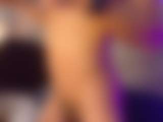 Live cam show with Jen and Dko - Bear on googirlz