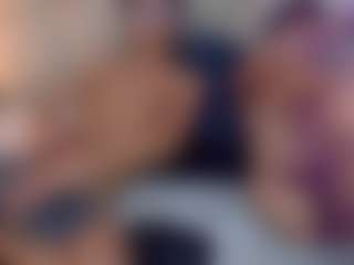 Live cam show with Jen and Dko - Orgasm on Camsoda