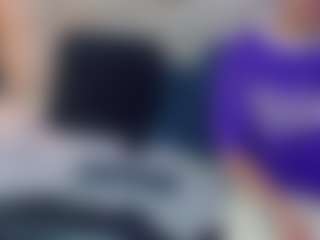 Live cam show with Jen and Dko - Latino on livesexfox.com