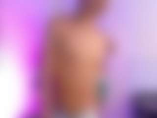Live cam show with Jen and Dko - Big Balls on livesuperchat.net