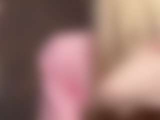 Live cam show with Ariel - Thin on TastyBlacksLive