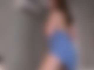 MaureenWann's Live Sex Cam Show