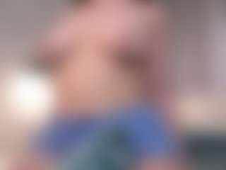 MaureenWann's Live Sex Cam Show
