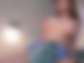 MaureenWann's Live Sex Cam Show