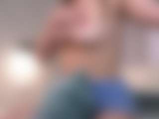 Live cam show with MaureenWann - Belly on xxxlivecams.org