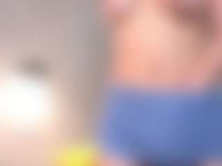 MaureenWann's Live Sex Cam Show