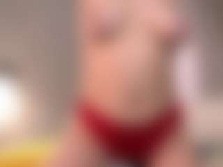 MaureenWann's Live Sex Cam Show
