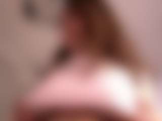 MaureenWann's Live Sex Cam Show