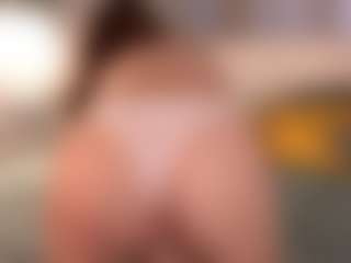 MaureenWann's Live Sex Cam Show