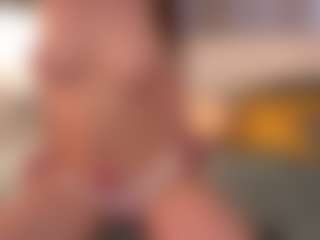 MaureenWann's Live Sex Cam Show