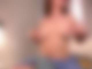 MaureenWann's Live Sex Cam Show