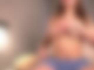 Live cam show with MaureenWann - Squirt Toys on CSO-WL