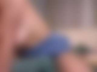 Live cam show with MaureenWann - Shaved Pussy on https://playwithruby.com