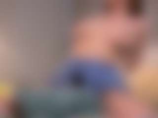 MaureenWann's Live Sex Cam Show