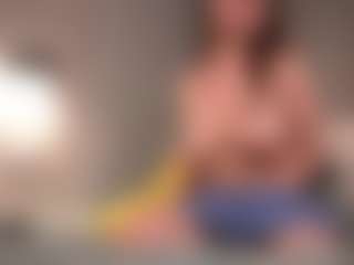 Live cam show with MaureenWann - Blonde Hair on StripNow