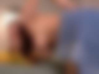 MaureenWann's Live Sex Cam Show