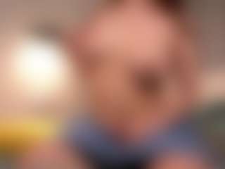 MaureenWann's Live Sex Cam Show