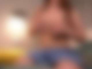 MaureenWann's Live Sex Cam Show