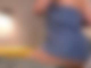 MaureenWann's Live Sex Cam Show