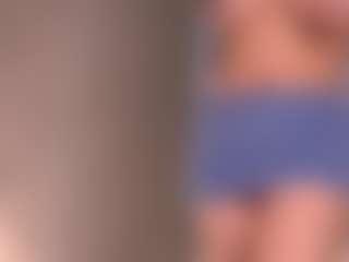 MaureenWann's Live Sex Cam Show