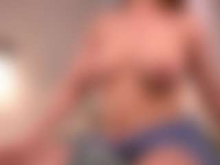 Live cam show with MaureenWann - Blonde Hair Dildo on Adult Interactions